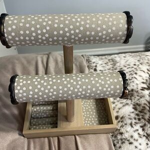 Bracelet & ring jewelry organizer